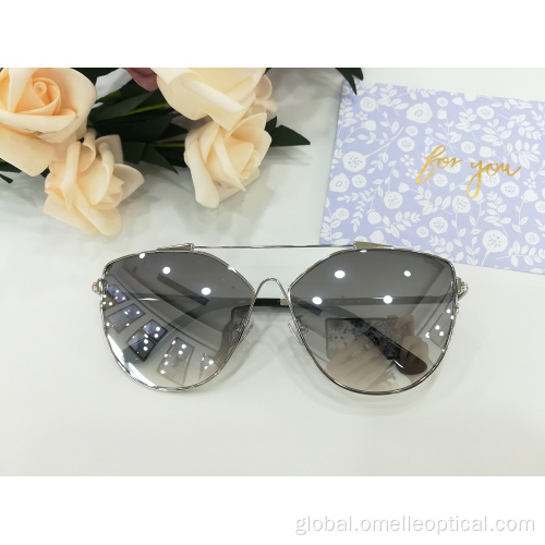 Lady With Sunglasses Classic Sunglasses Cat Eye Eyeglasses for Ladies Manufactory